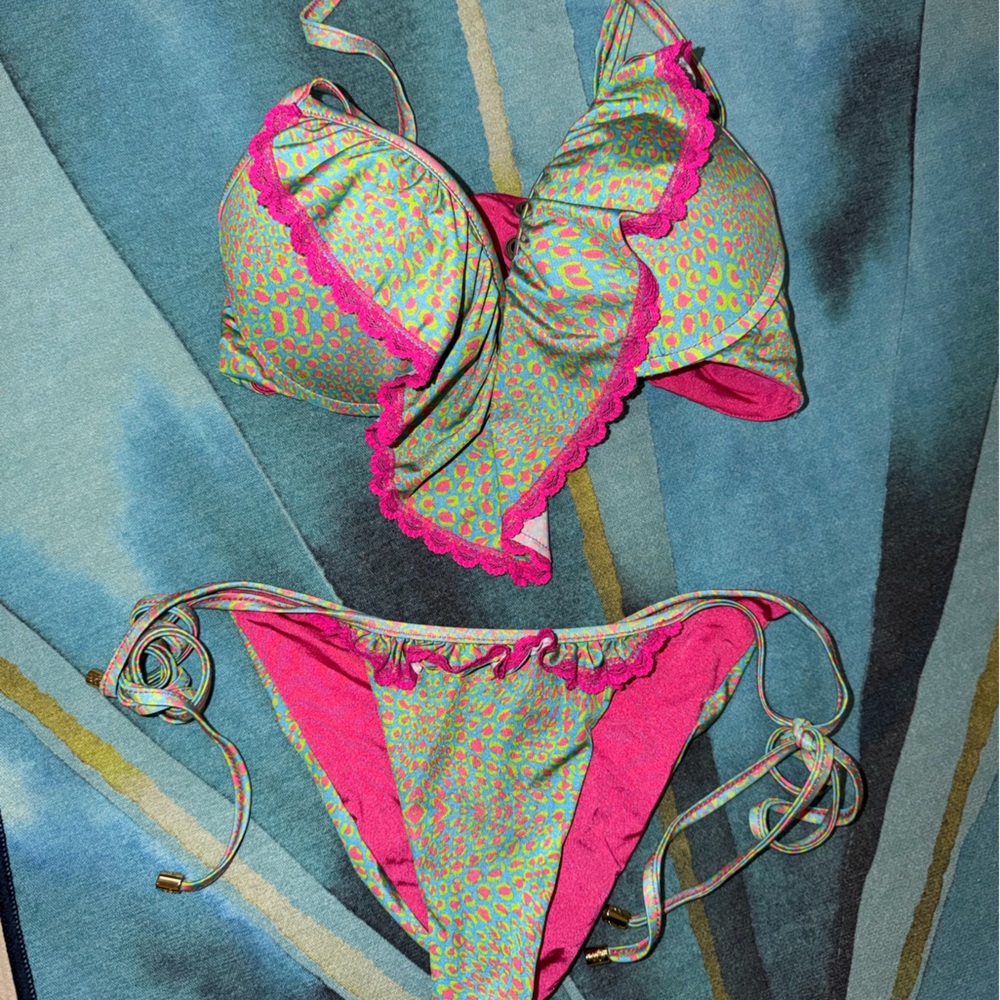 Vintage Beach Bunny